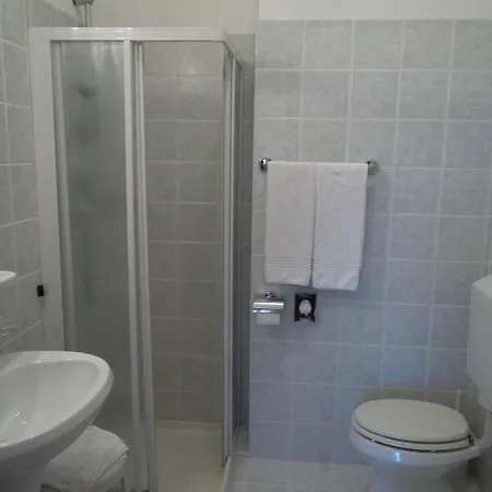 Hotel Dolina 2*