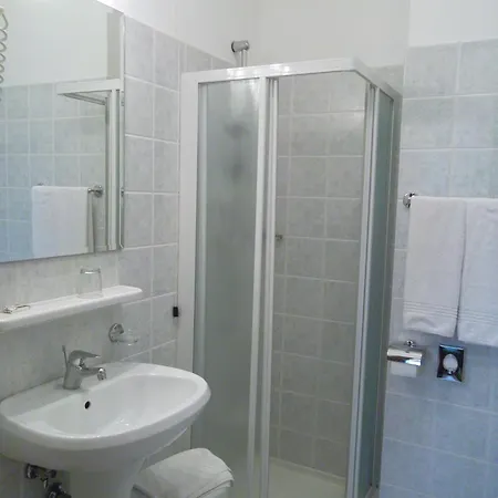 Hotel Dolina 2*